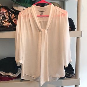 Chiffon blouse with attached neck tie